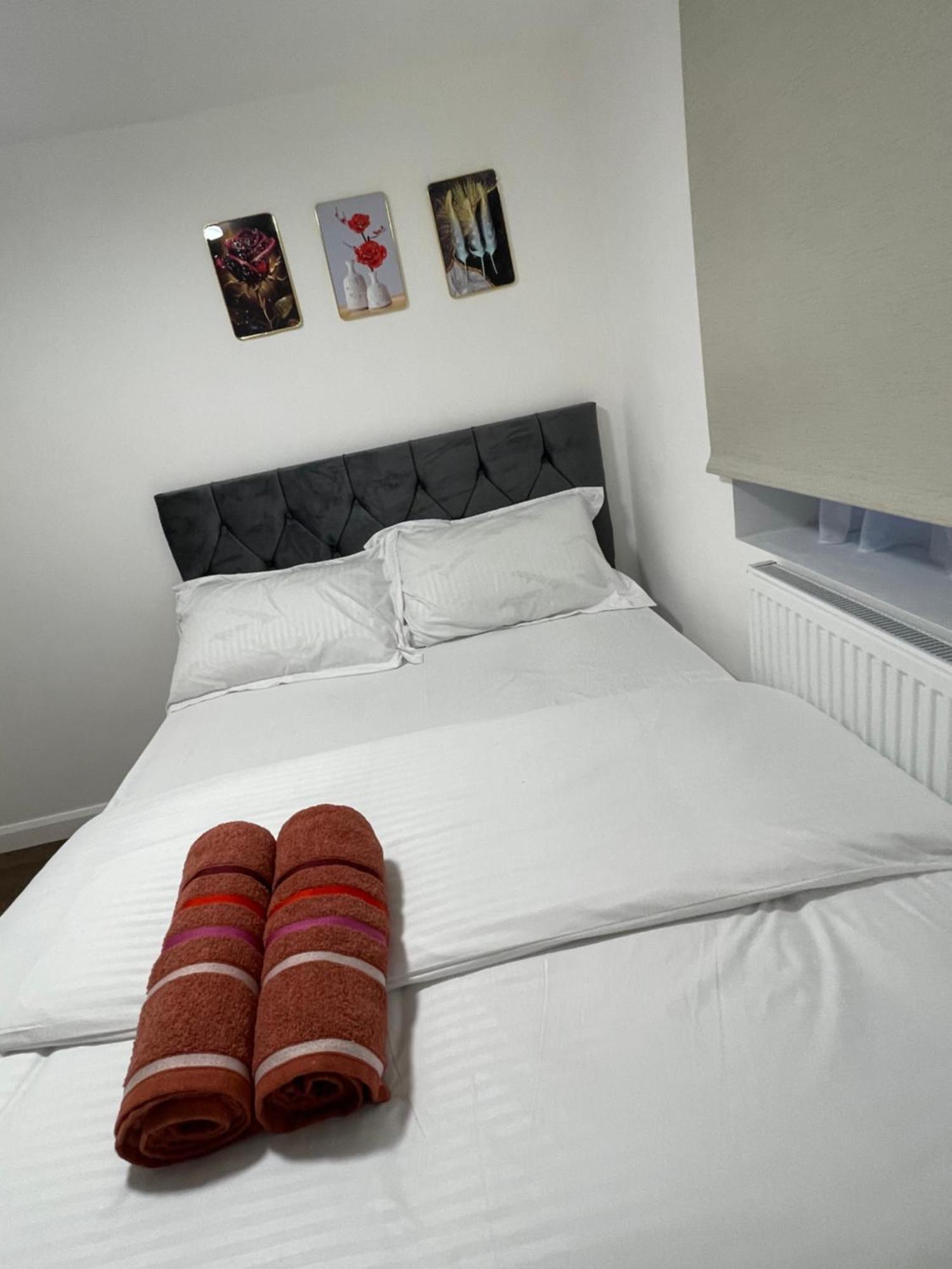 London Two Bedroom Central Location Modern Flat Stratford ภายนอก รูปภาพ