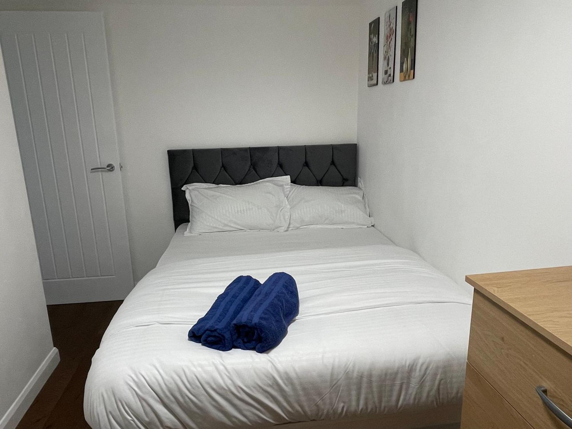 London Two Bedroom Central Location Modern Flat Stratford ภายนอก รูปภาพ