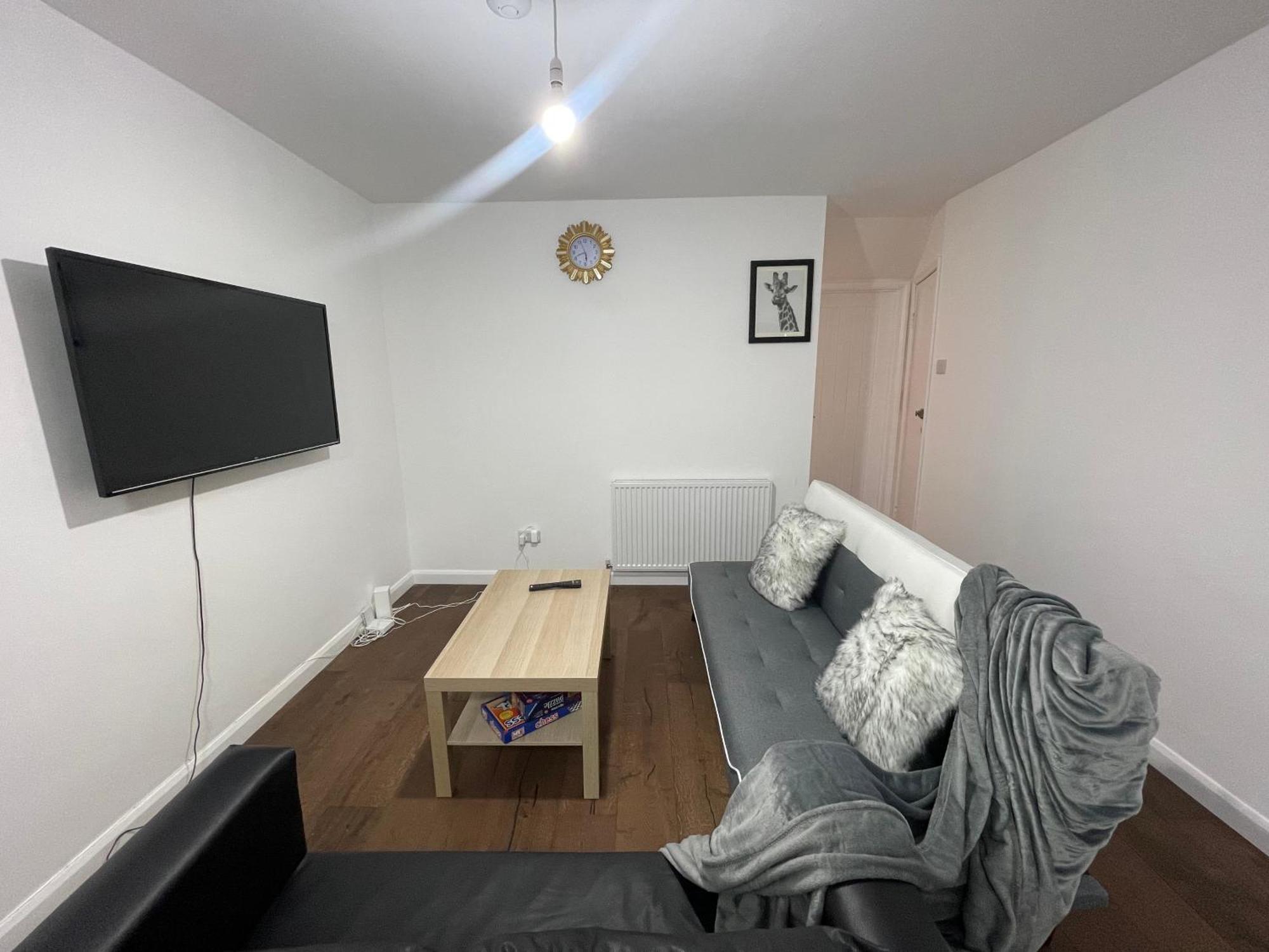 London Two Bedroom Central Location Modern Flat Stratford ภายนอก รูปภาพ