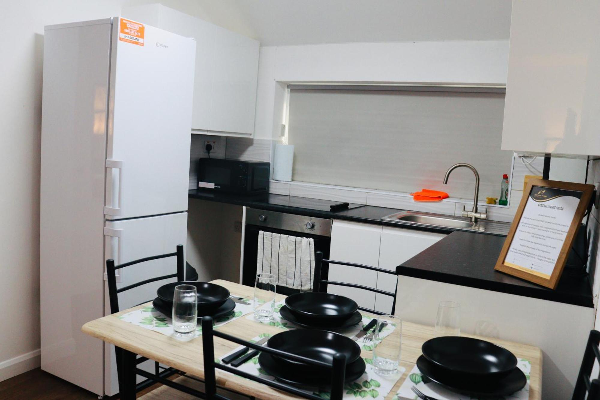 London Two Bedroom Central Location Modern Flat Stratford ภายนอก รูปภาพ